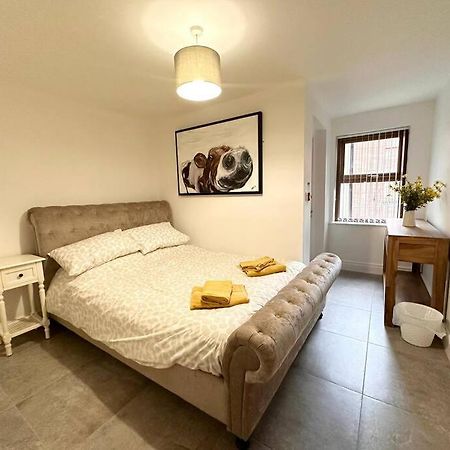 Boutique Style Apartment Belfast Buitenkant foto